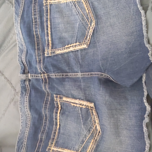 Maurice's denim shorts size 24 - Picture 4 of 8